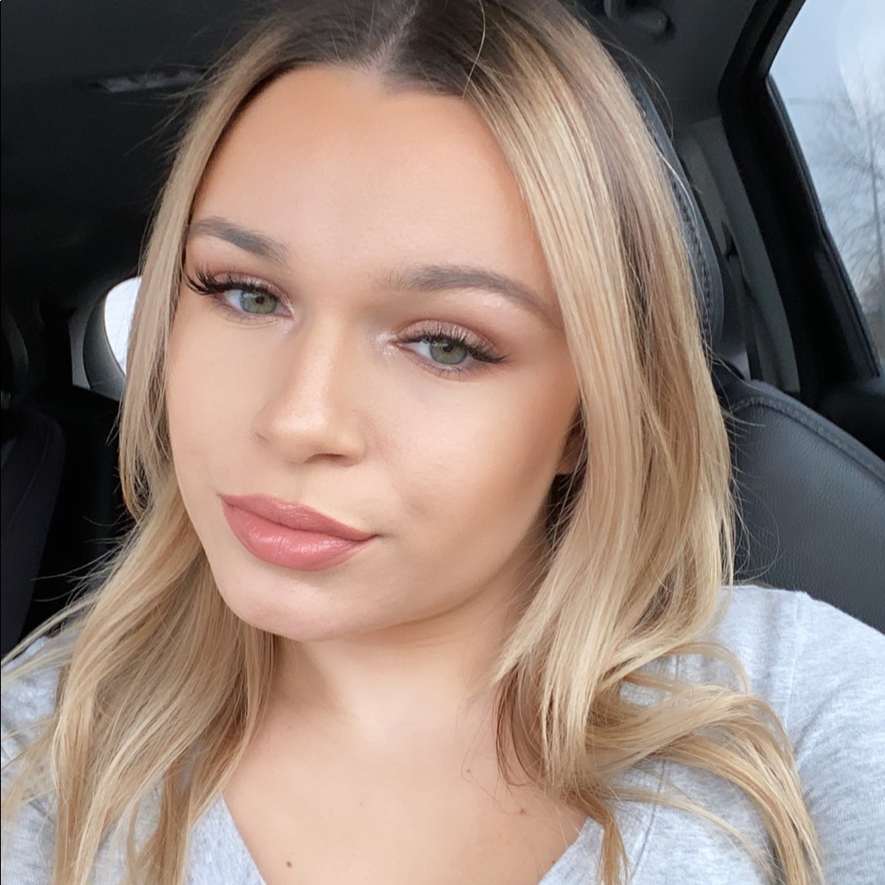 Meet your Posher, Anastasiya